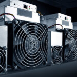 October Boosts Bitcoin Miners' Revenue—But How Will the Election Shift the Market?