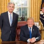 Hay un choque entre Donald Trump y el presidente de la Fed, Jerome Powell. Fuente Wikimedia.