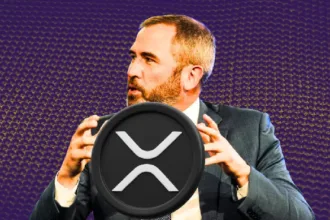 Cardano’s Charles Hoskinson Talks RLUSD Plans, Ripple’s Garlinghouse Advised to Wait Until March