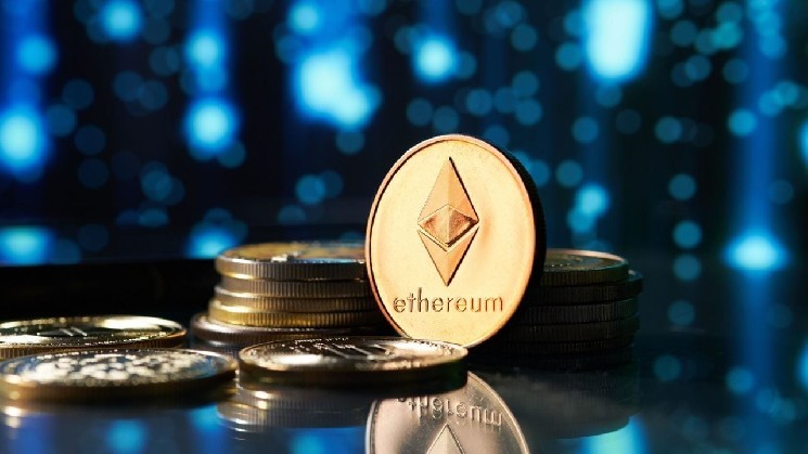 Grayscale Pushes SEC to Approve Ethereum ETF Staking, Citing $61M Lost in Rewards