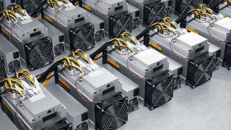Bitcoin’s Hashpower Takes a 50 EH/s Hit