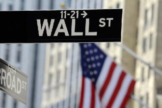 Why Wall Street Won’t Embrace Crypto Without Zero-Knowledge Privacy