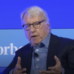 Top Short Seller Slams Bitcoin Advocate Saylor