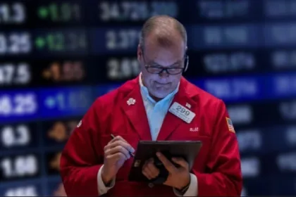 Crypto stocks dipped while power generation stocks were up