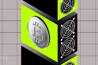 Hashrate Sinks to 8-Month Low—Golden Entry or Looming Risk for Bitcoin Miners?