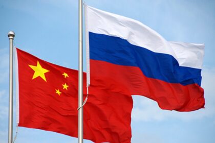 Flags China and Russia