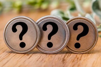 One of the Largest Cryptocurrency Banks in the US Has Asked Its Customers to Sell Three Cryptocurrencies, Sparking Controversy