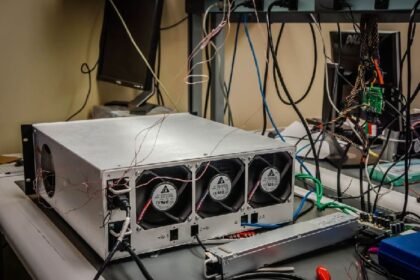 Bitcoin Miner Revenue Drops to 2-Month Low, but Selling Pressure Remains Absent: CryptoQuant