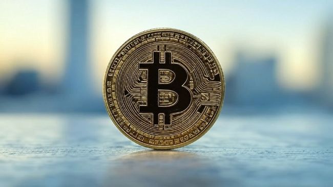Bitcoin up 10%, eyes $130K in June analyst say