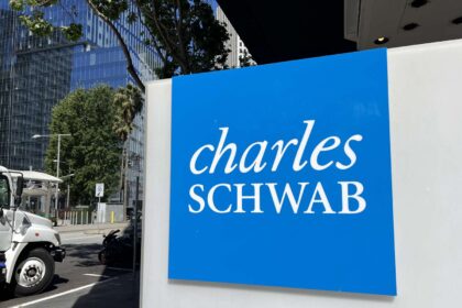 India brics Modi Rupee INR flags G20