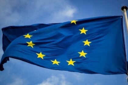 Crypto Asset Manager CoinShares Secures EU-Wide MiCA License