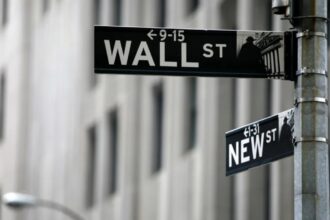 SanDisk Stock Jumps 11.83% Following Nasdaq-100 Inclusion