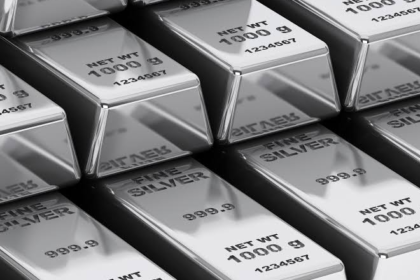 Silver and Gold Silver Surge as Dollar Weakness Fuels Precious Metals Rally